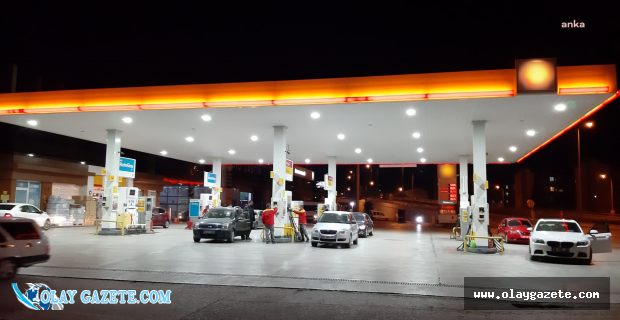 BENZİNE 39, MOTORİNE 32 KURUŞ ZAM YAPILDI