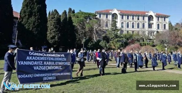 BOĞAZİÇİ ÜNİVERSİTESİ AKADEMİSYENLERİ REKTÖR ADAYLARINI AÇIKLADI