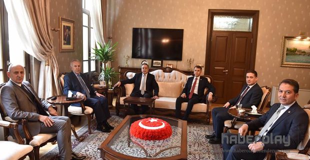 CHP Milletvekillerinden Vali Ata’ya Ziyaret