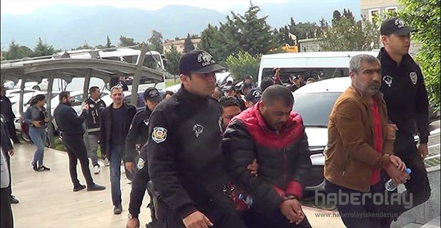 Dolandırıcılık  Şebekesi Çökertildi