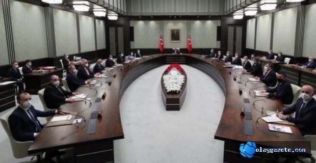 GÖZLER KABİNEYE ÇEVRİLDİ