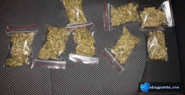 HATAY’DA MOTOSİKLETLİ ŞAHISLARIN ÜZERİNDEN 400 GRAM UYUŞTURUCU MADDE ÇIKTI