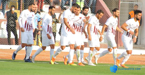 HATAYSPOR LİDERLİĞİNİ SÜRDÜRDÜ 