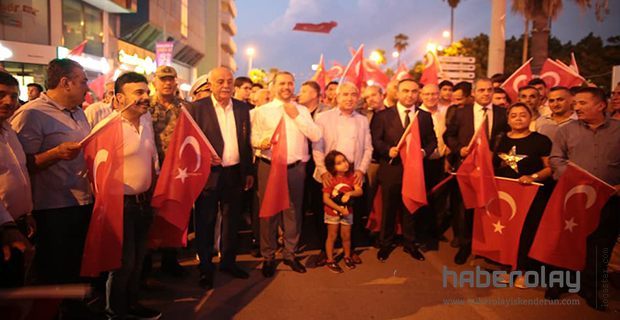 İSKENDERUN’DA MİLLİ BİRLİK YÜRÜYÜŞÜ