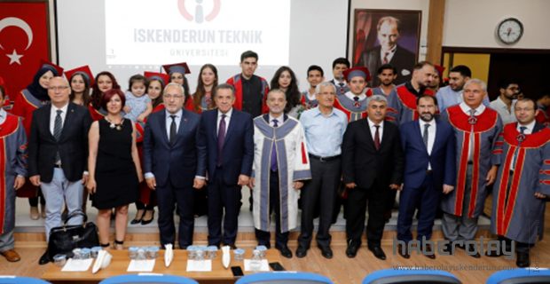 İSTE’liler Diplomalarını Aldı