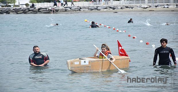 KARTON TEKNELERLE YARIŞ HEYECANI
