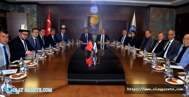 KIRGIZ HEYETİ İTSO DA İŞ DÜNYASI İLE GÖRÜŞTÜ