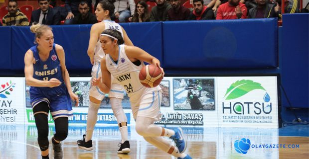 MELEKLER AVRUPA’DA FIRTINA GİBİ 