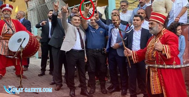 MHP ETKİNLİĞİNDE POLİSTEN TEPKİ ÇEKEN 