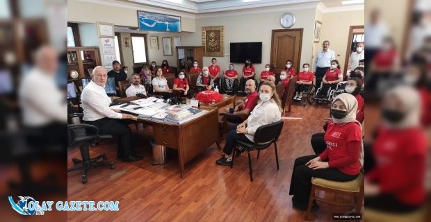 MİLLİ SPORCULARDAN  TOSYALI