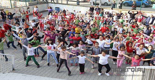 ÖĞRENCİLER SPOR İLE MUTLU