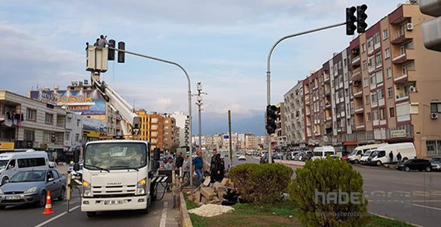 PTT önüne trafik ışıklı önlem!