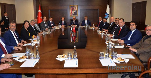 ŞAHUTOĞLU  İTSO’DA PROJELERİNİ ANLATTI