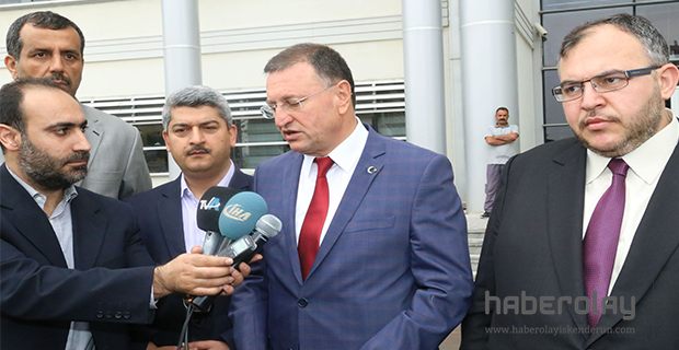 SAVAŞ’TAN DEMOKRASİ İMZASI 