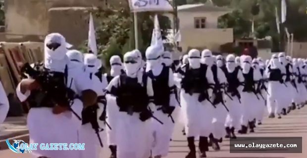 TALİBAN’IN CANLI BOMBALARI GEÇİT TÖRENİ DÜZENLEDİ